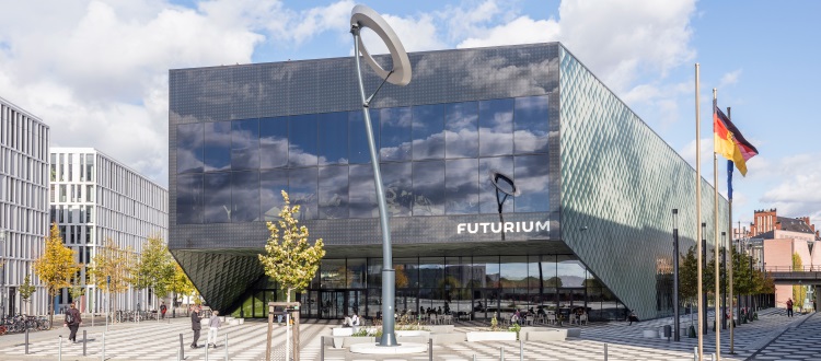 Futurium am Berliner Spreeufer bietet Blick in die Zukunft